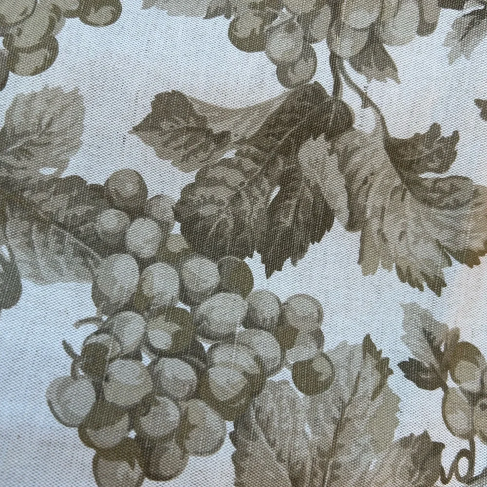 Williams Sonoma Tablecloth Elegant Leaf Grape Pattern Linen Blend Dining 70x90
